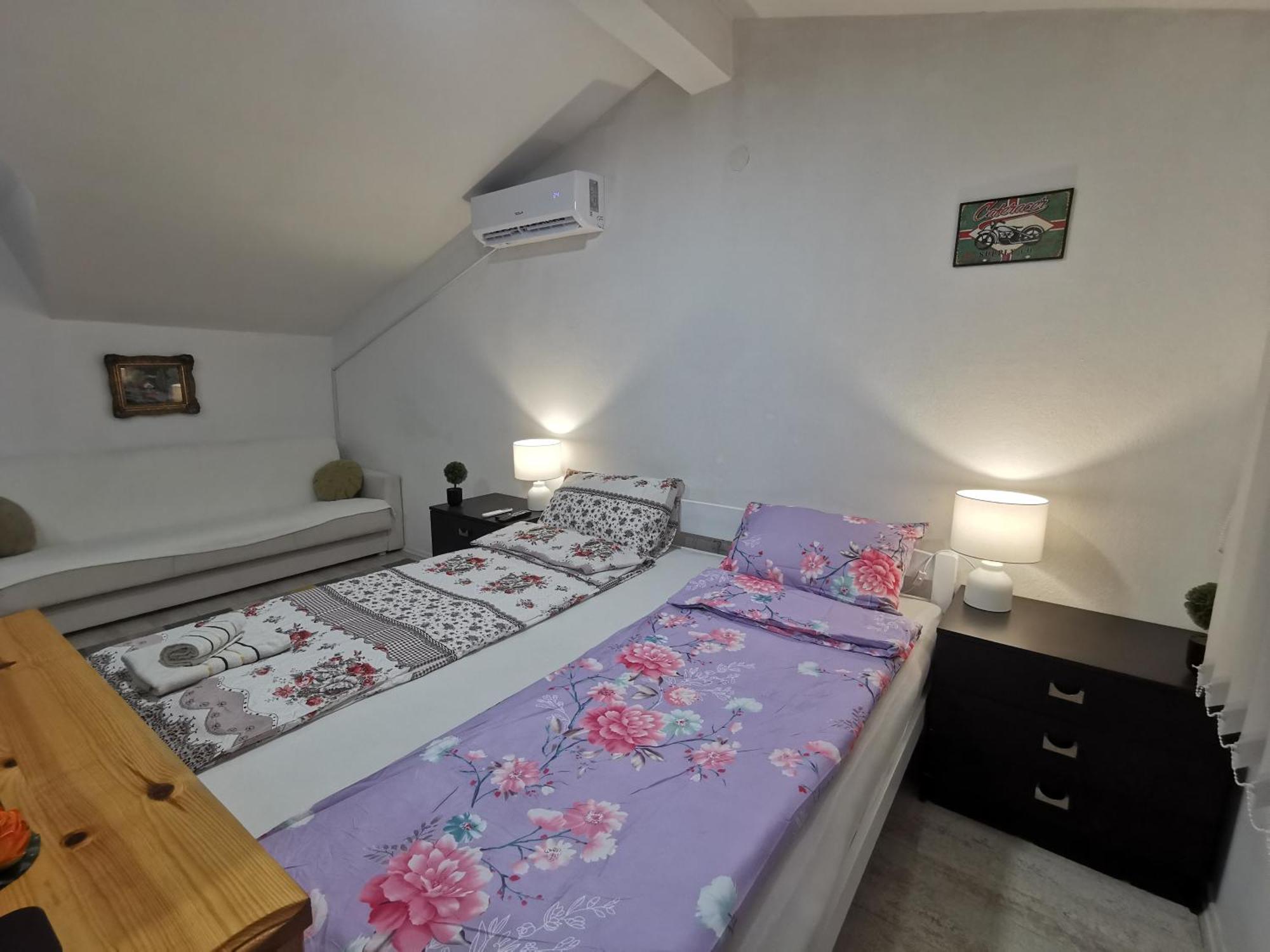 White Apartment Sarajevo - Free Parking Bagian luar foto